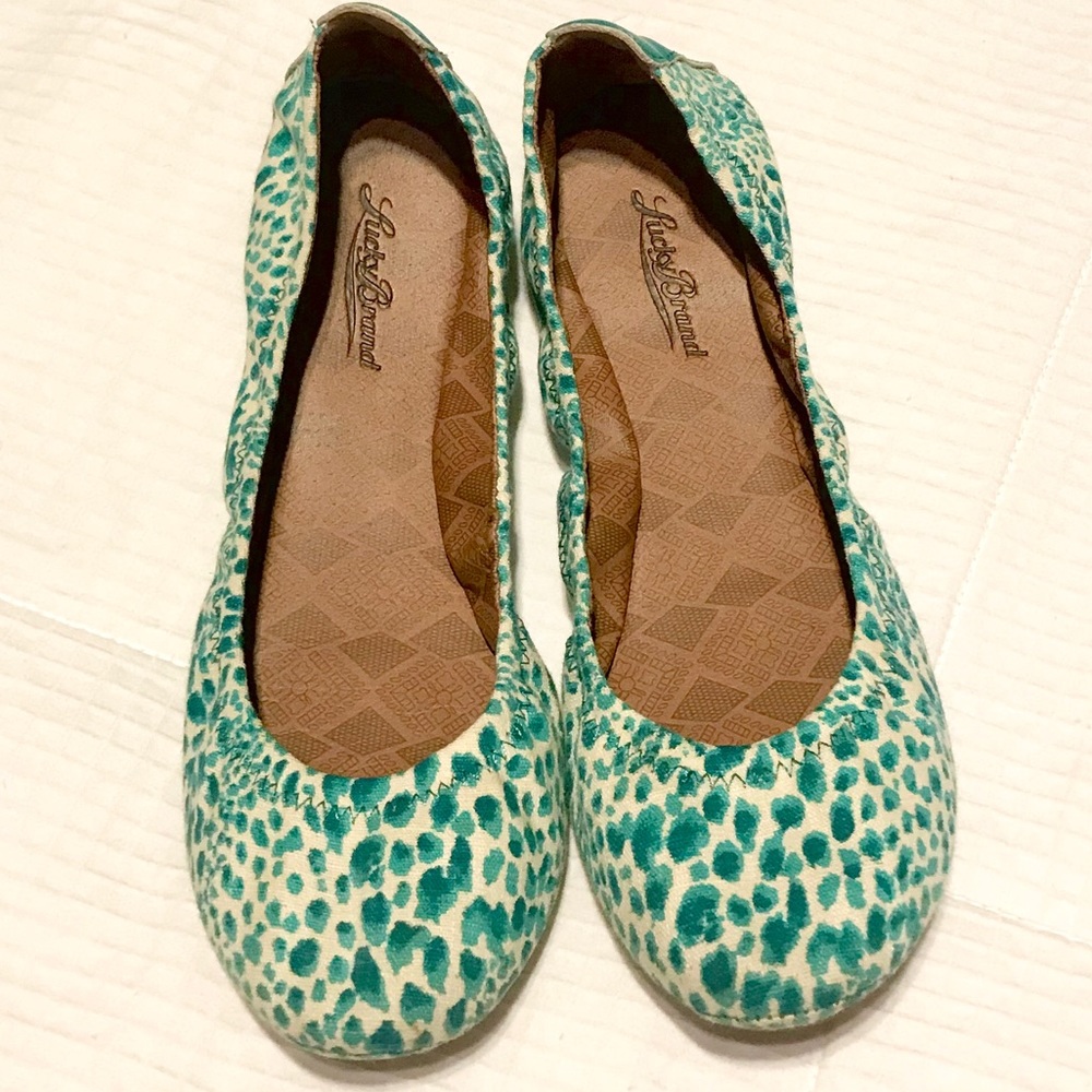 Size 9 Lucky Brand flats